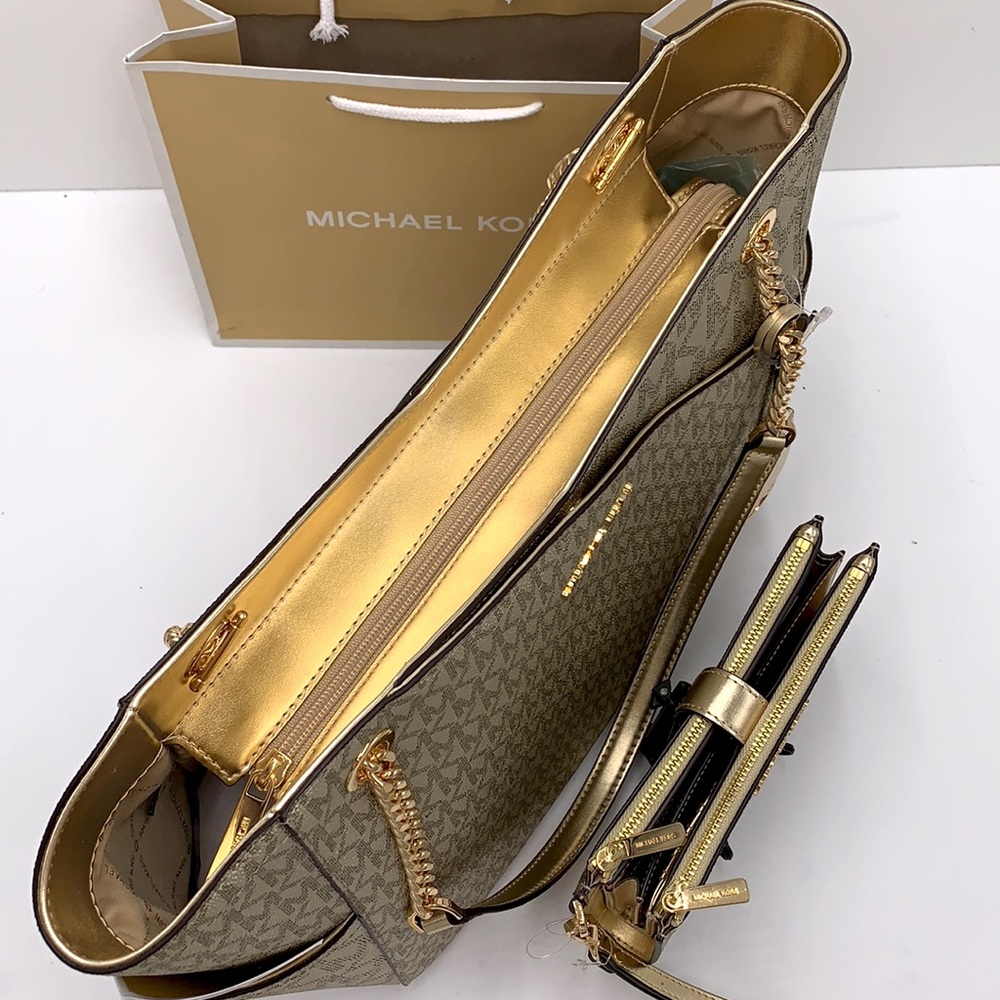MICHAEL KORS LG  X CHAIN SHOULDER TOTE & Lg Double Zip Wallet PALE GOLD SIGNTR - Picture 4 of 12